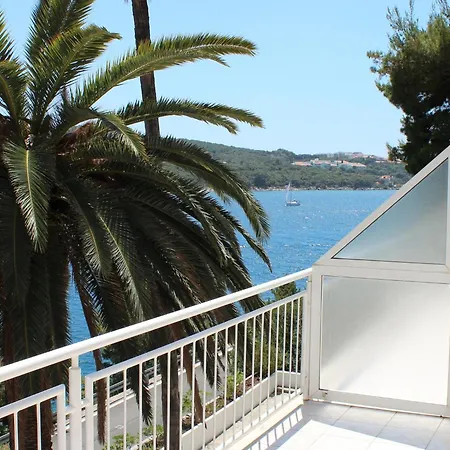 Lozica - With Terrace And Sea View *